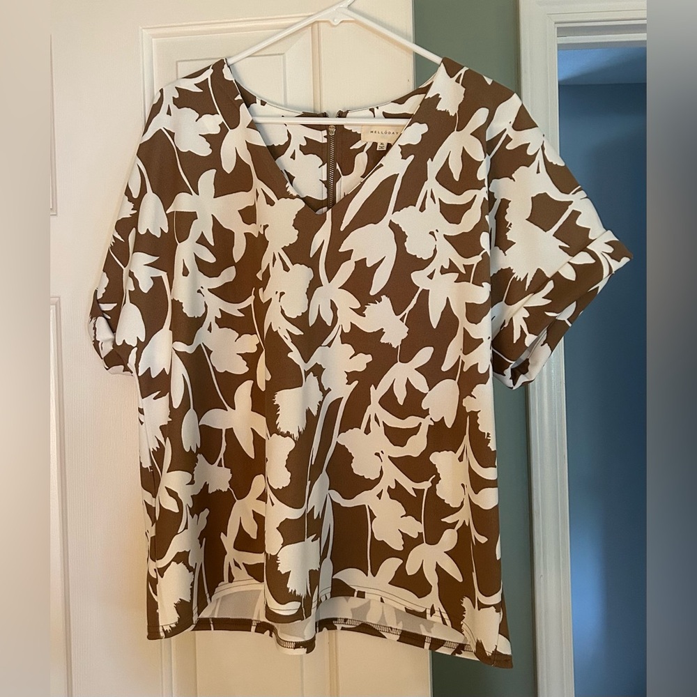MELLODAY Floral Blouse